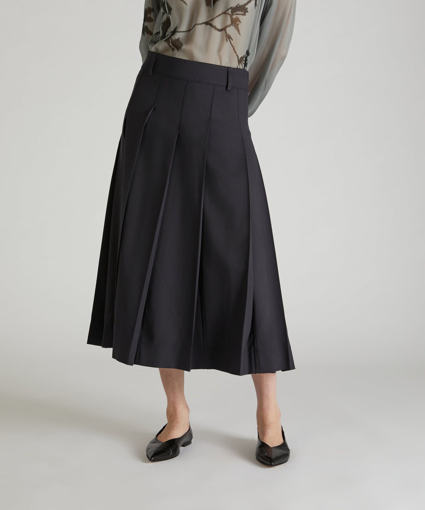 Wool twill skirt