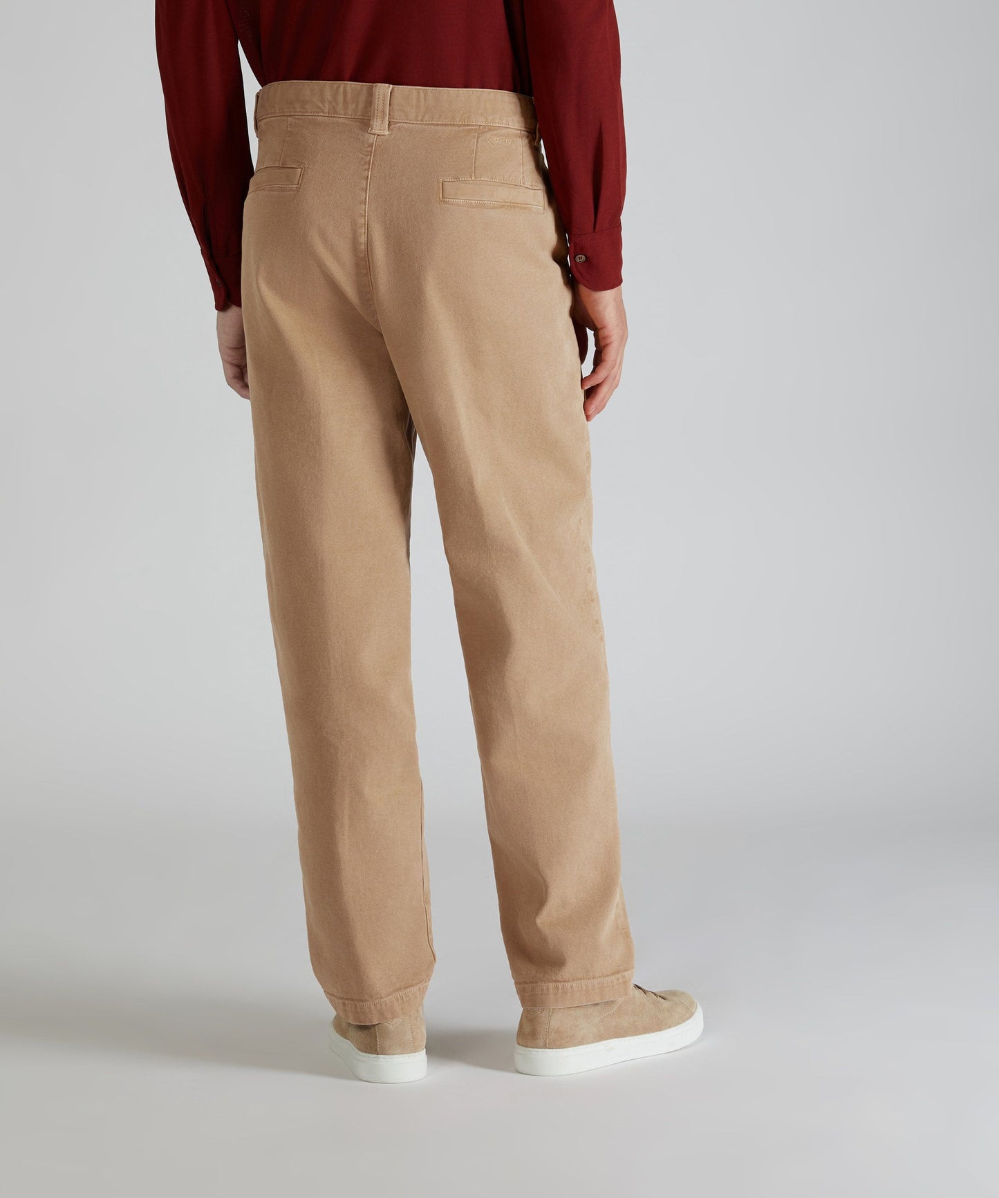 Pantalone carrot fit in cotone canvas