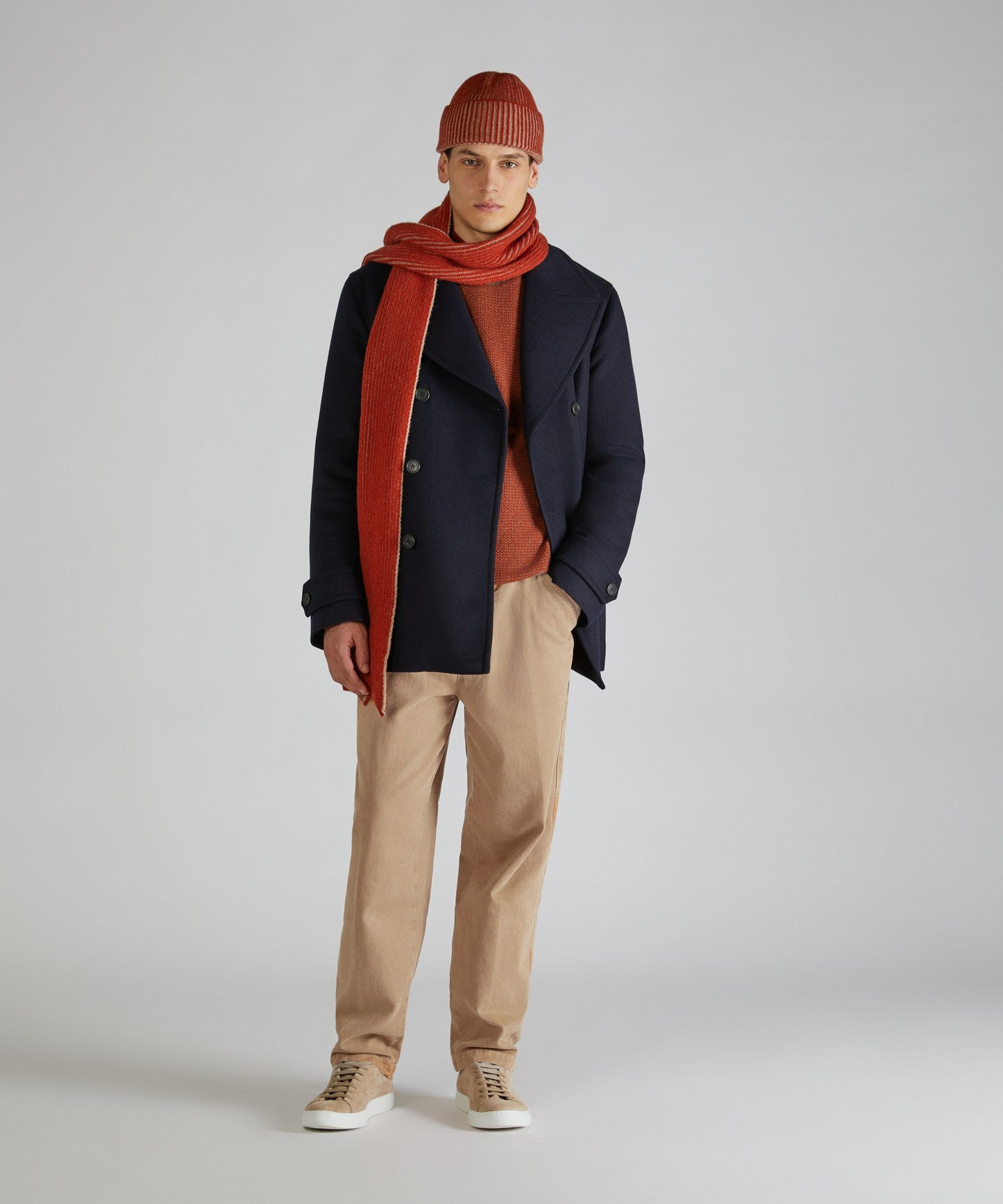 Pantalone carrot fit in cotone canvas