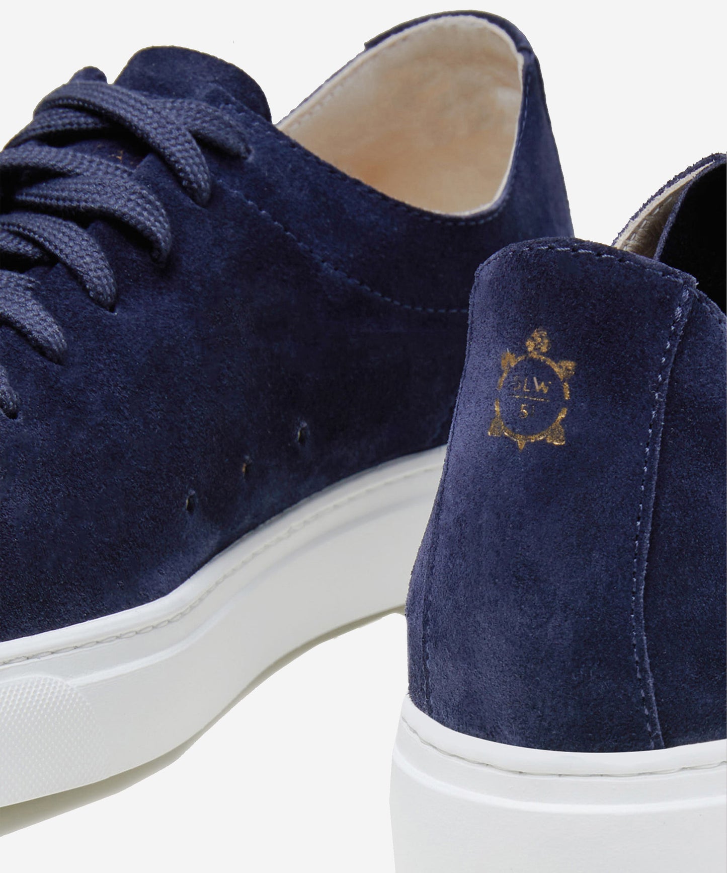 Sneakers in pelle suede