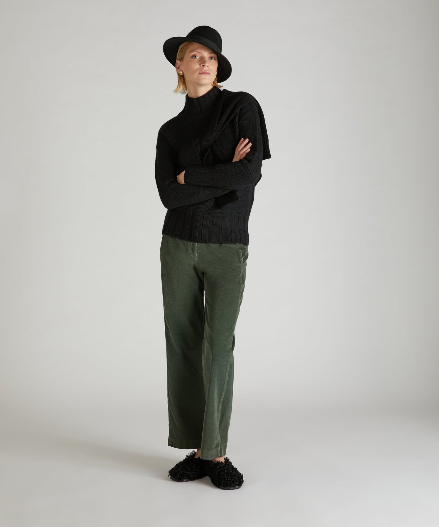 Regular-fit velvet trousers