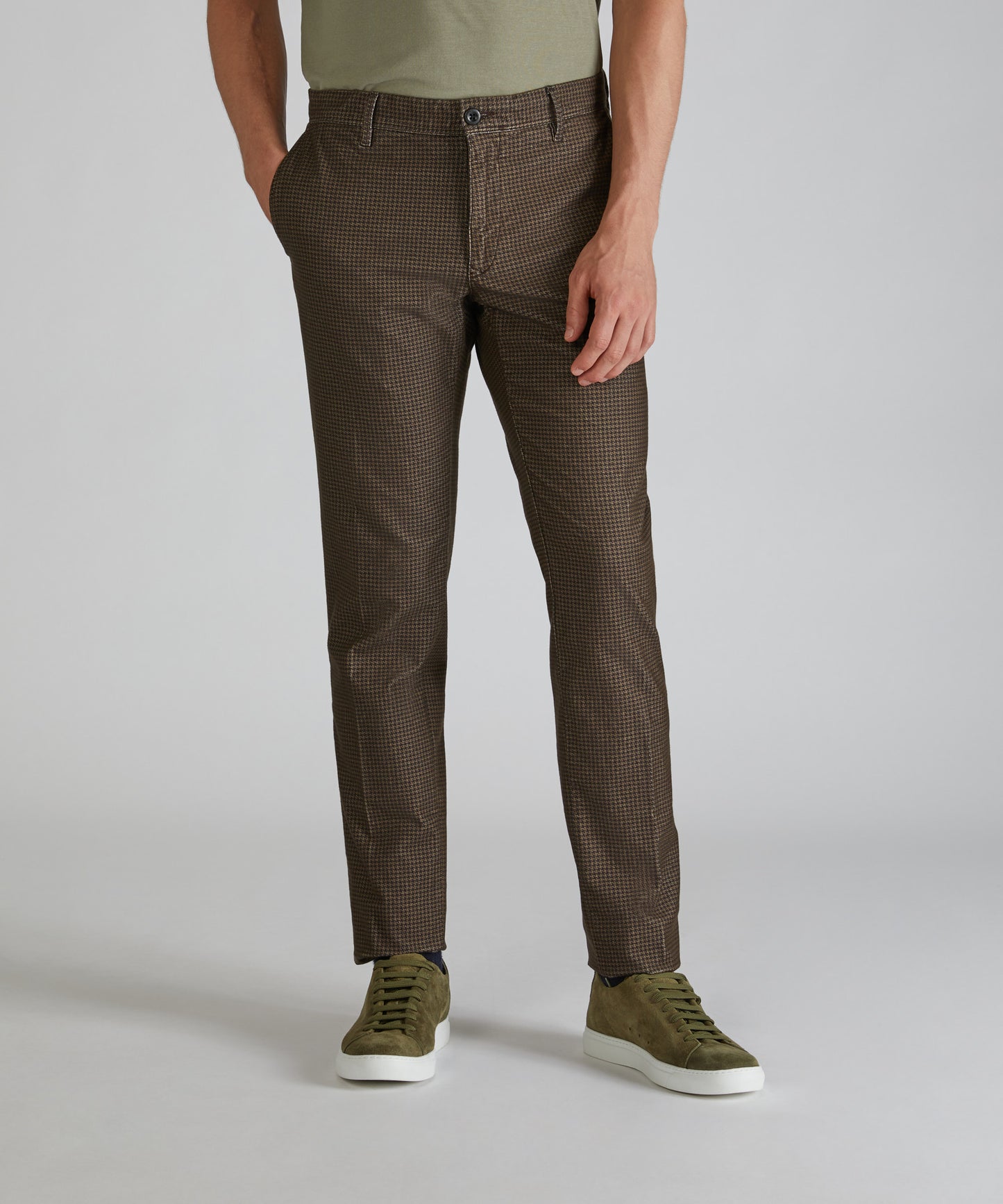 Pantalone slim fit in fustagno di cotone