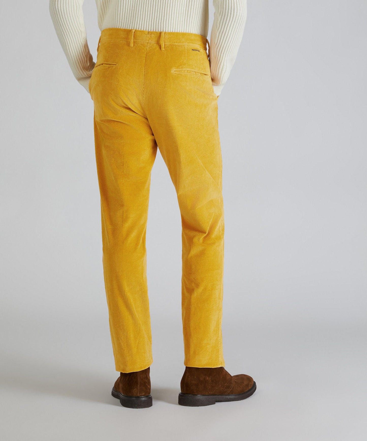 Pantalone slim fit in velluto