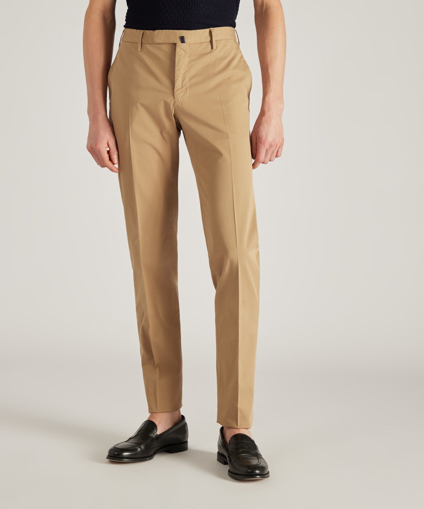 Slim-fit certified Royal Batavia cotton trousers