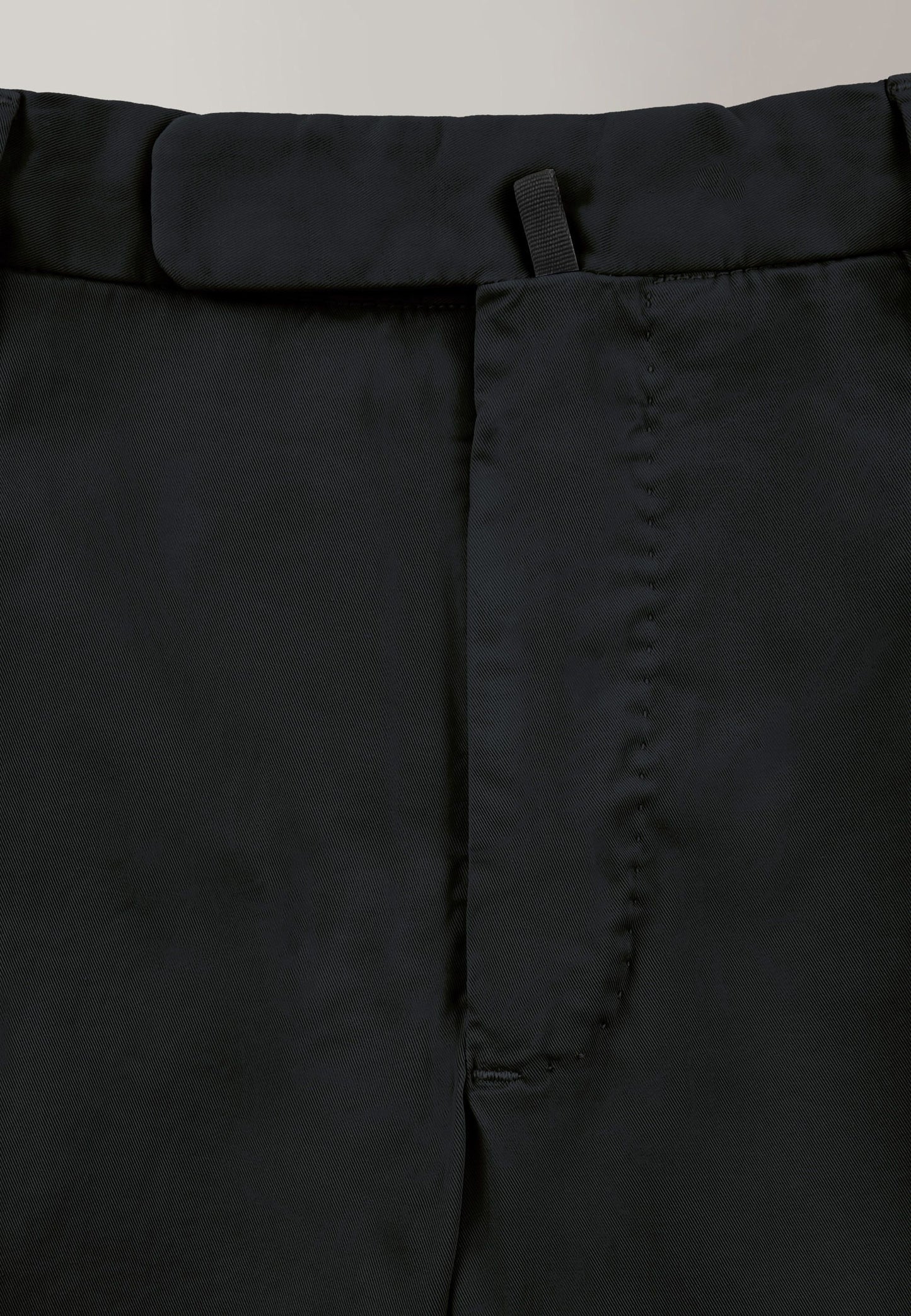 Slim-fit certified Royal Batavia cotton trousers