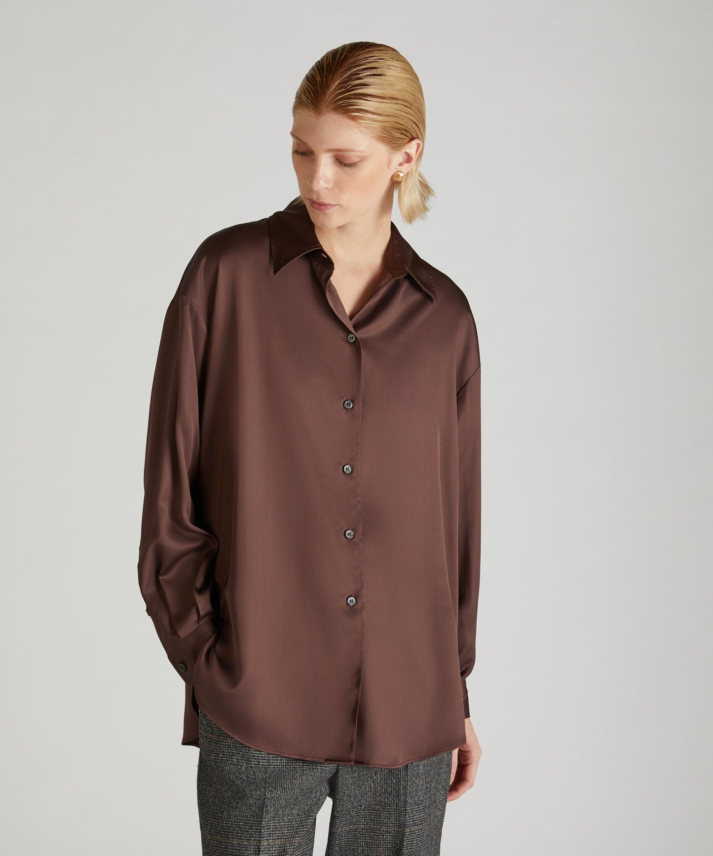 Wide-fit satin shirt