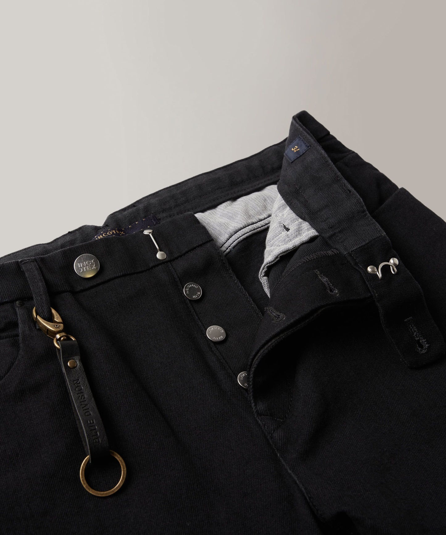 Pantalone sartoriale in denim stretch