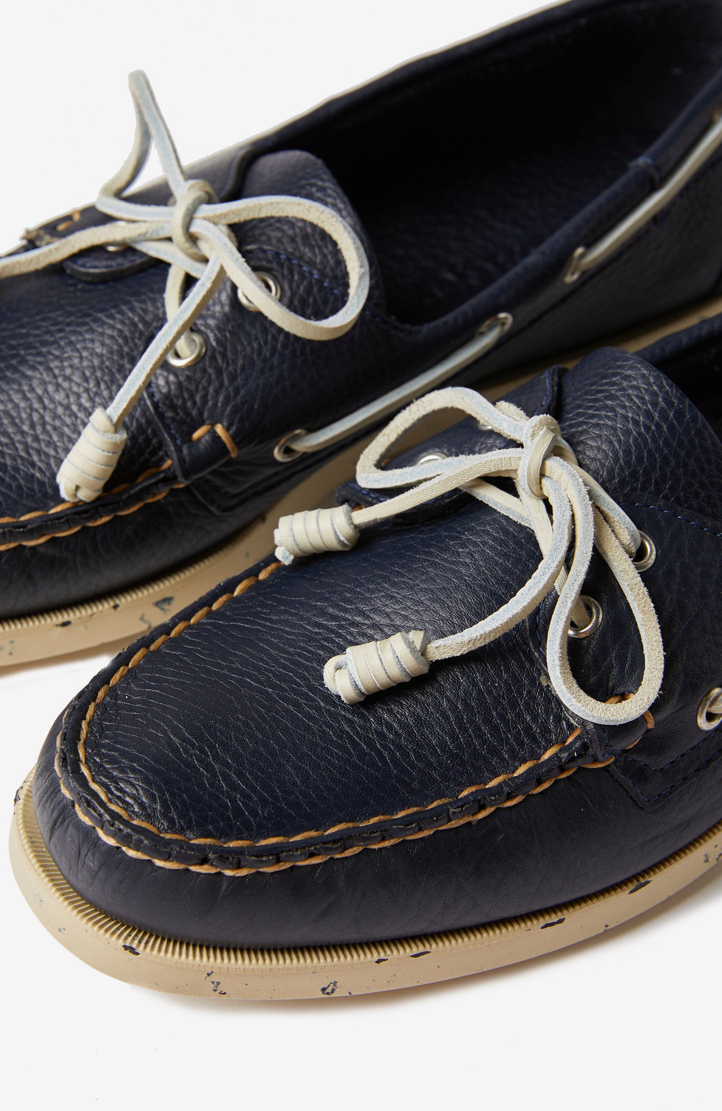 Hammered leather boat shoe