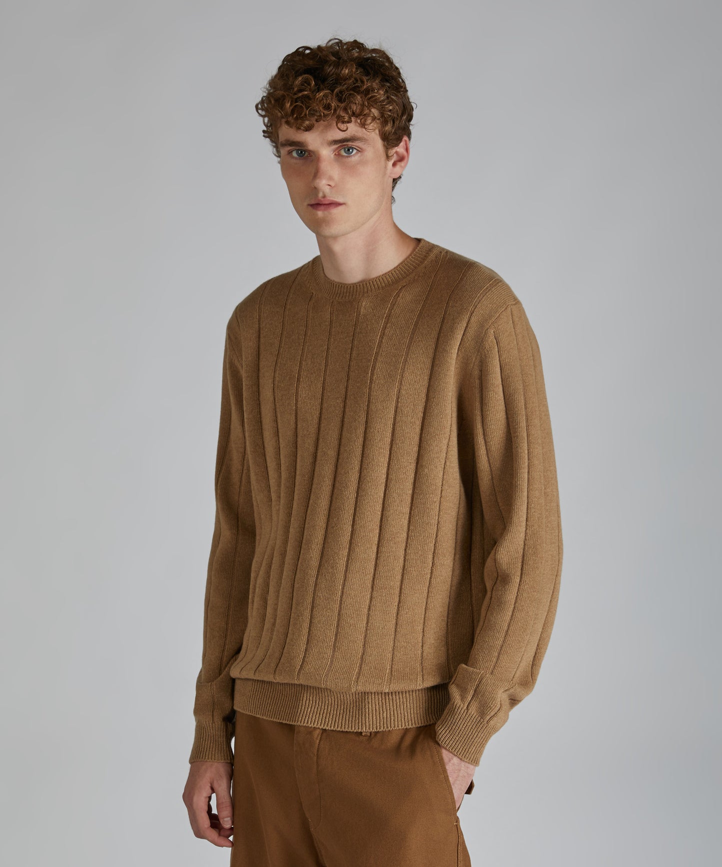 Slim-fit wool and cashmere crew neck sweater