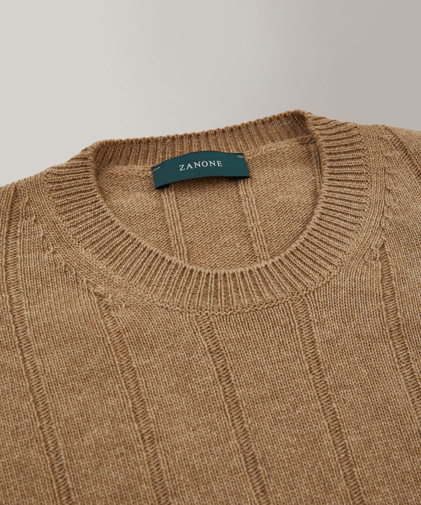 Slim-fit wool and cashmere crew neck sweater