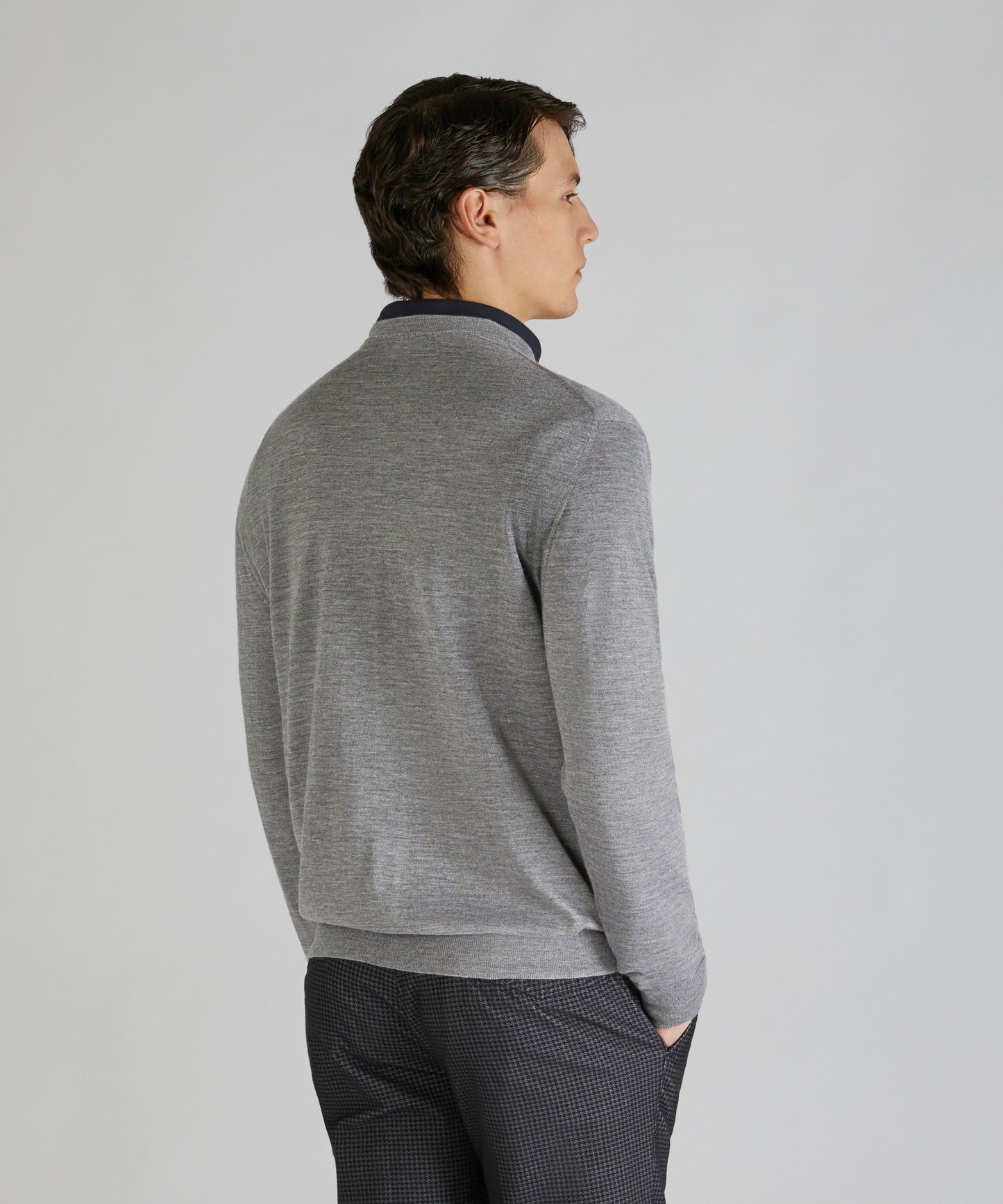 Girocollo slim fit in cashmere e seta