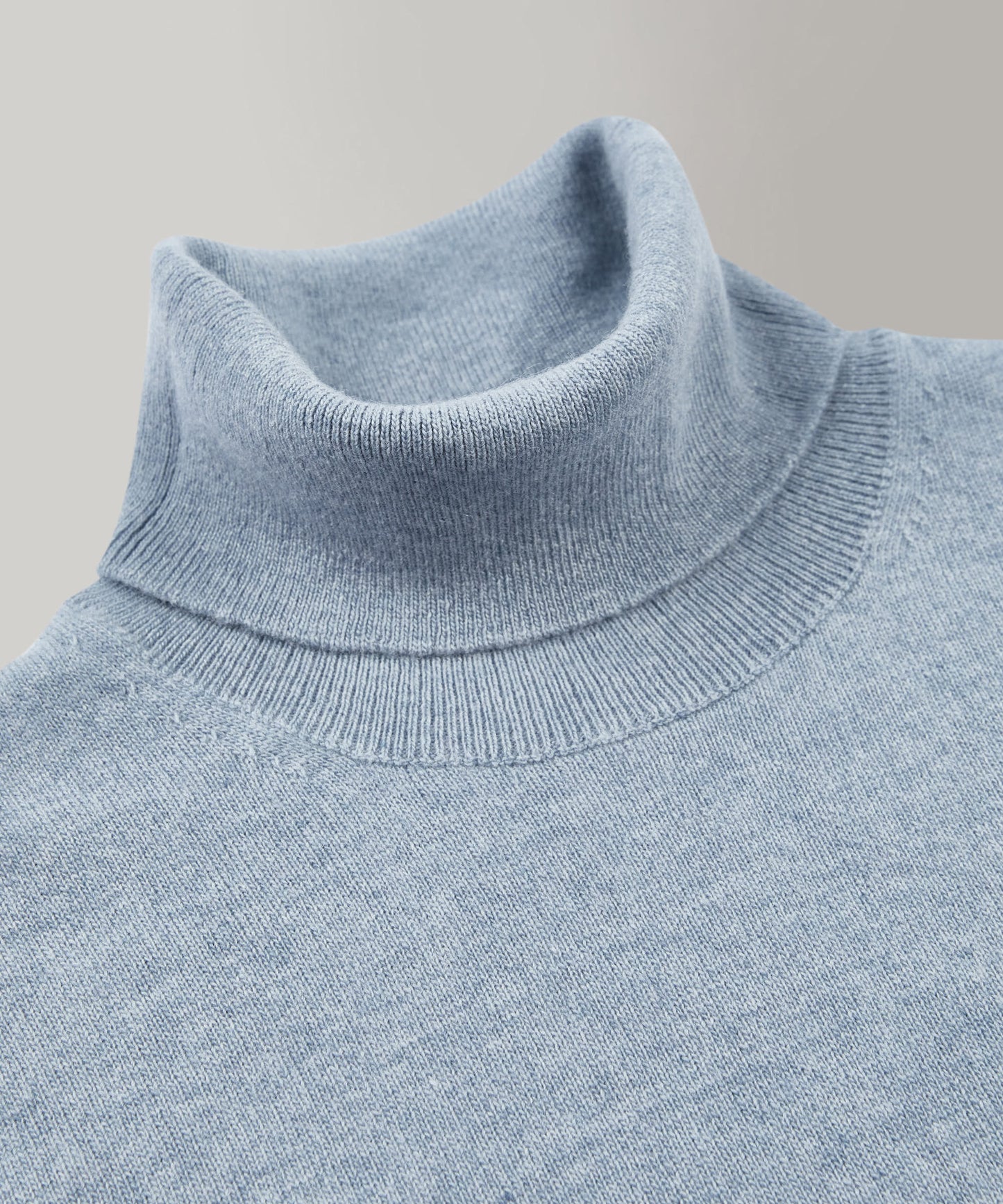 Slim-fit wool and cashmere turtleneck sweater