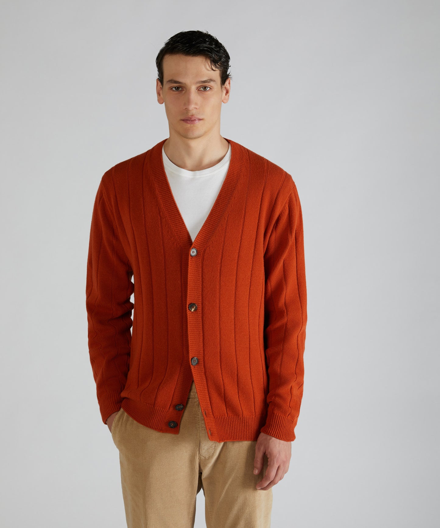 Cardigan slim fit in lana e cashmere