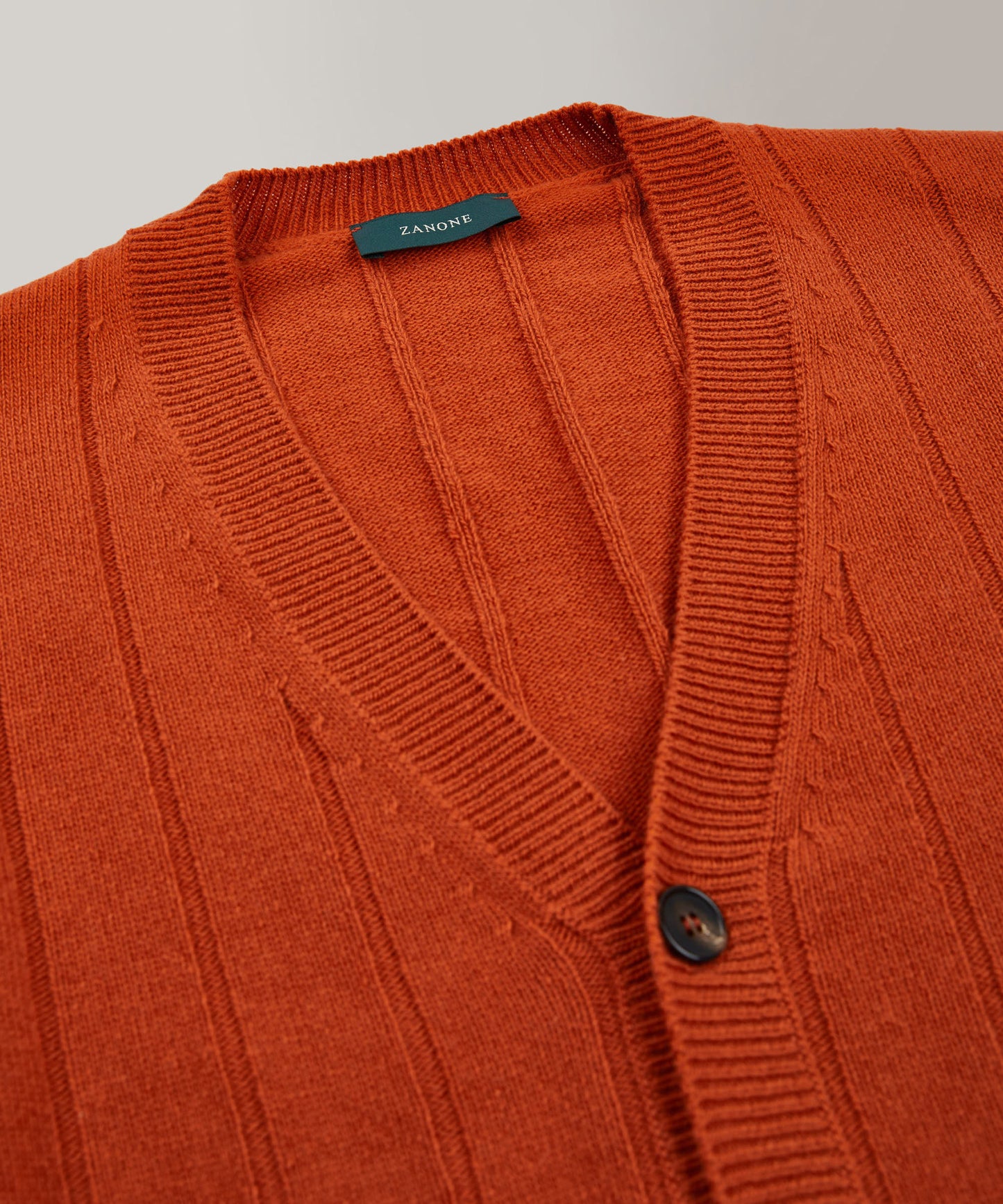 Cardigan slim fit in lana e cashmere