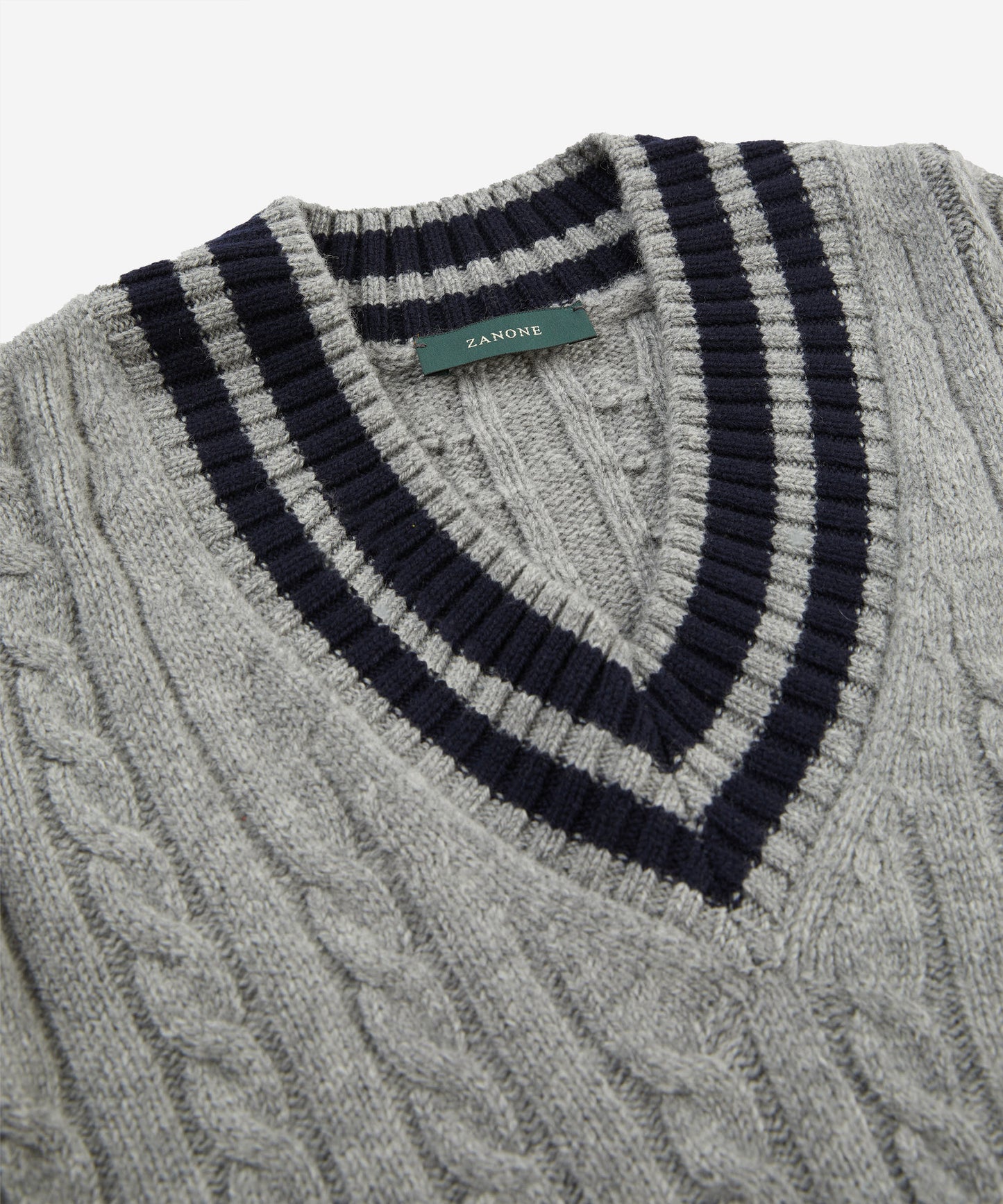 Geelong wool V-neck sweater